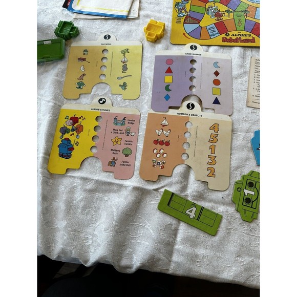 Vintage Playskool ALPHIE the Electronic Robot 1978, Pawns, Boards, Puzzles - Picture 5 of 10